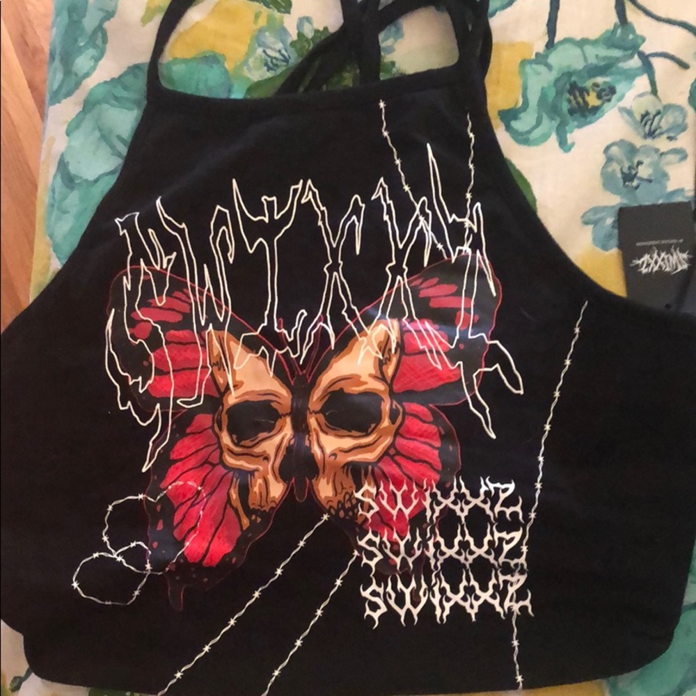 Zumiez crop top